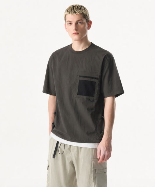 [City Leisure] Utility Mesh Pocket Woven T-shirt [Mud Gray]